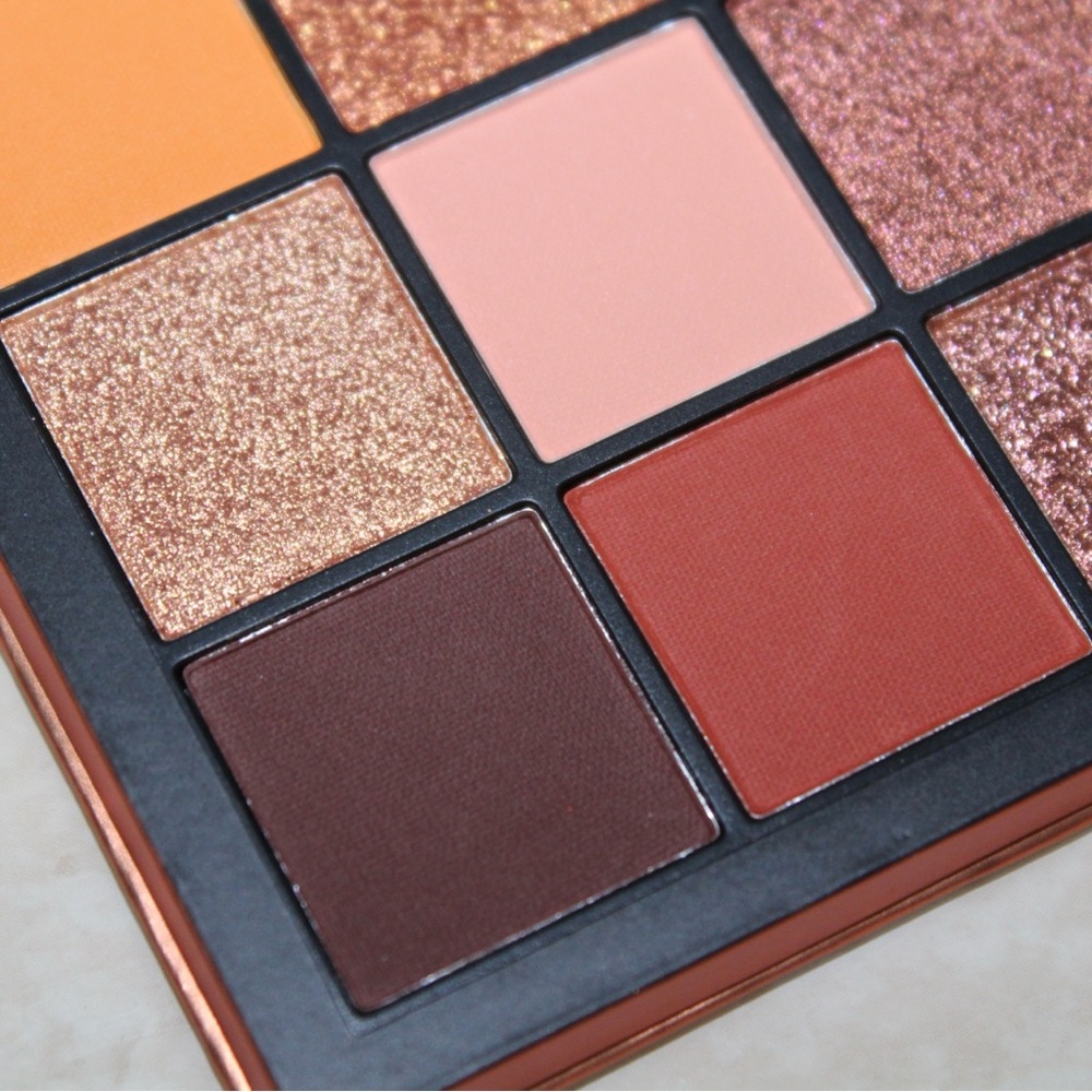 Huda Beauty Topaz Obsessions Eyeshadow Palette (NWOB) - Picture 12 of 16